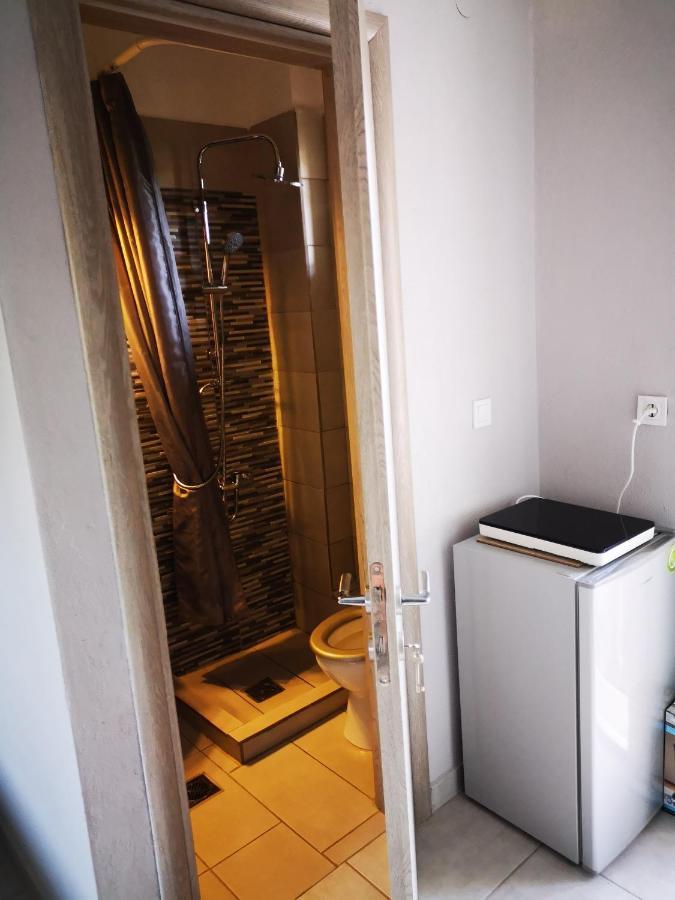 Irina Haus Apartment Gerakini Exterior photo